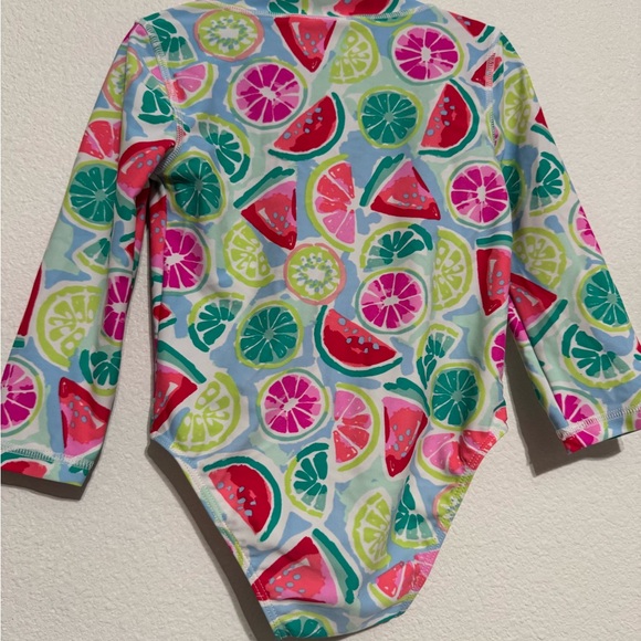 Tommy Bahama Baby Girl One-Piece Rash Guard
Swimsuit 24M - Picture 4 of 5
